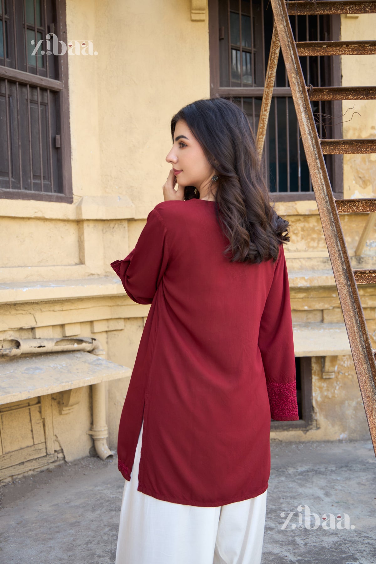 Nazm Mehroon Farshi Salwar Set