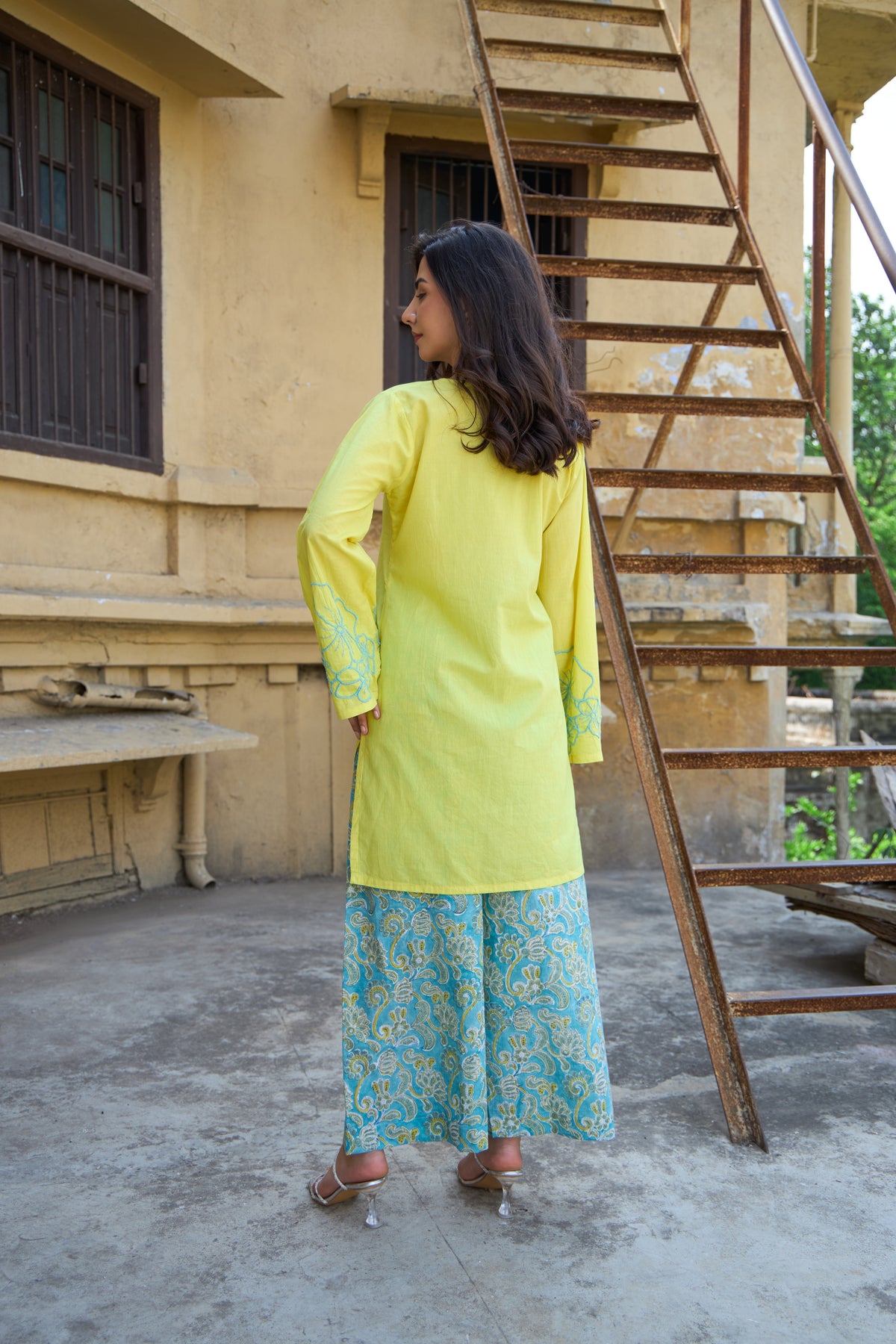 Saanjh Basanti Embroidered Kurta Set