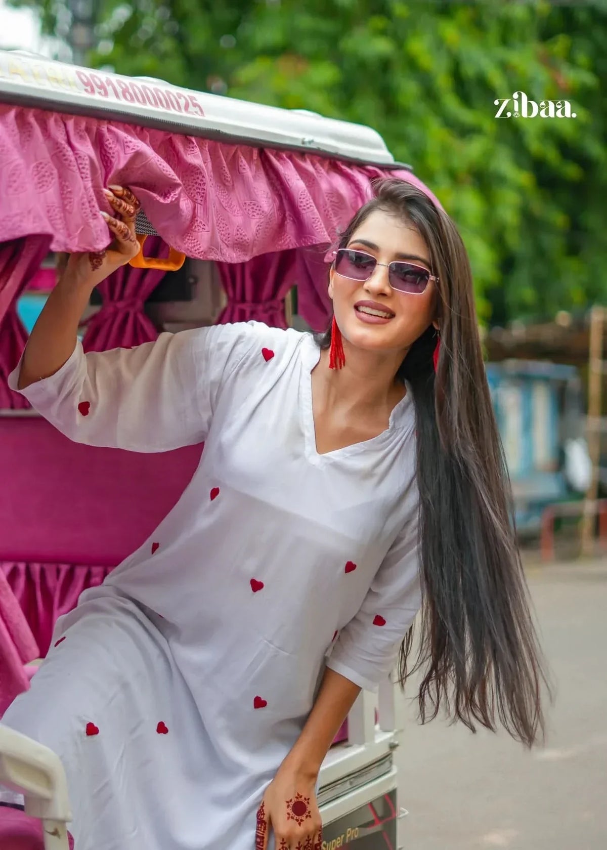 Hoor White & Red Modal Chikankari Kurta