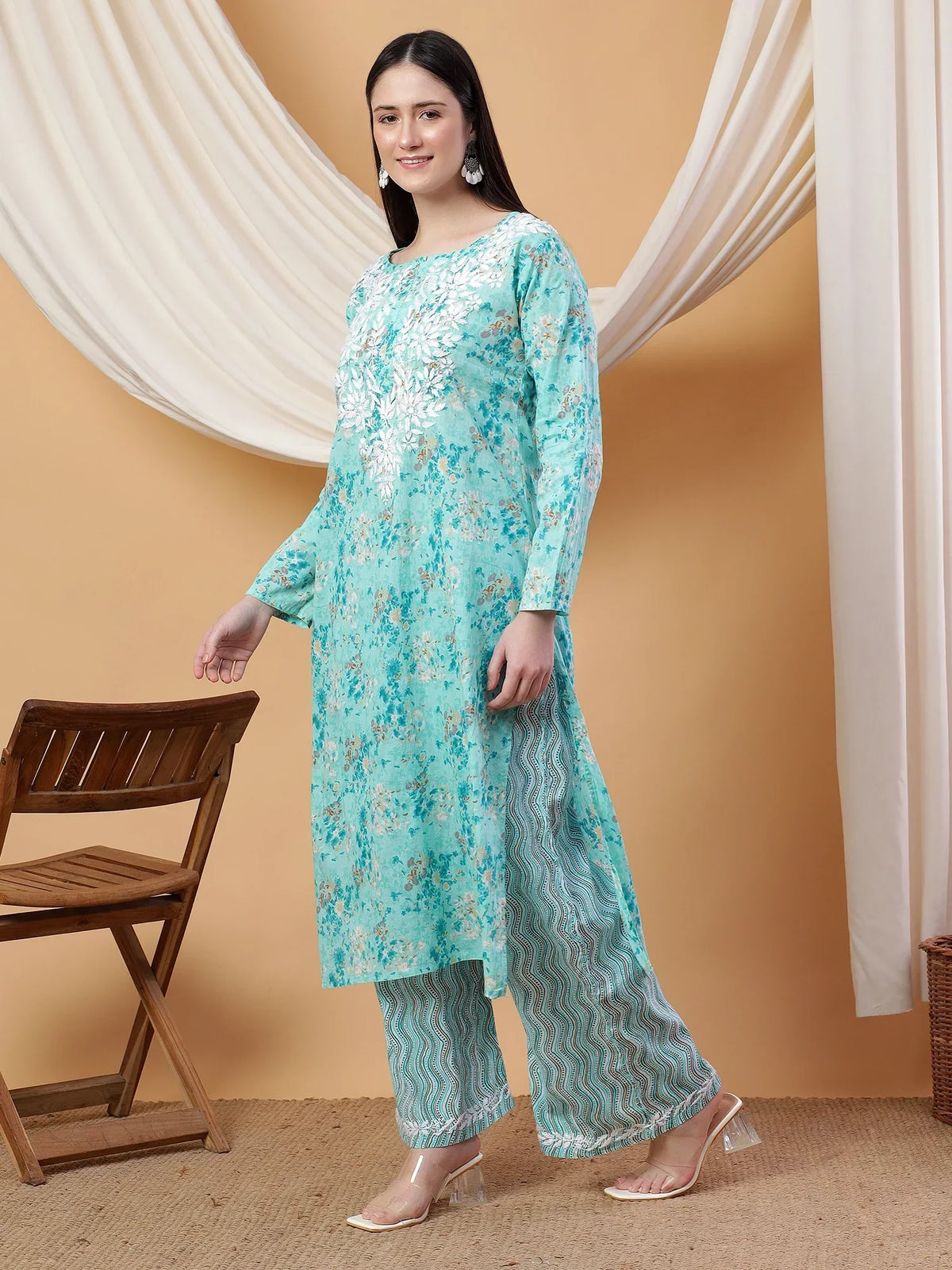 Anika Chikankari Mulmul Co-ord Set (Green)