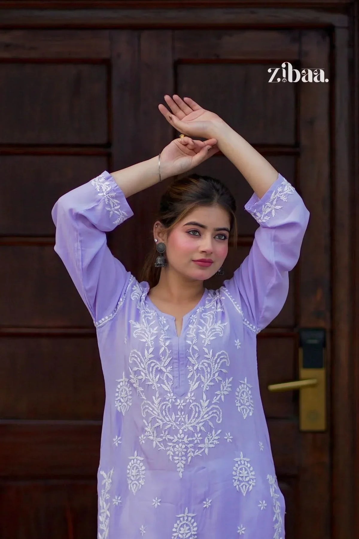 Aiyana Modal Lavender Chikankari Kurta