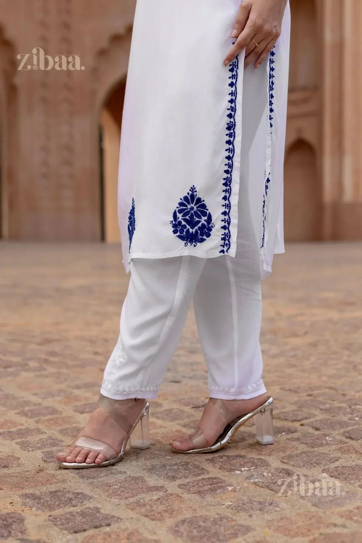 Maaya Rayon White Chikankari Kurti