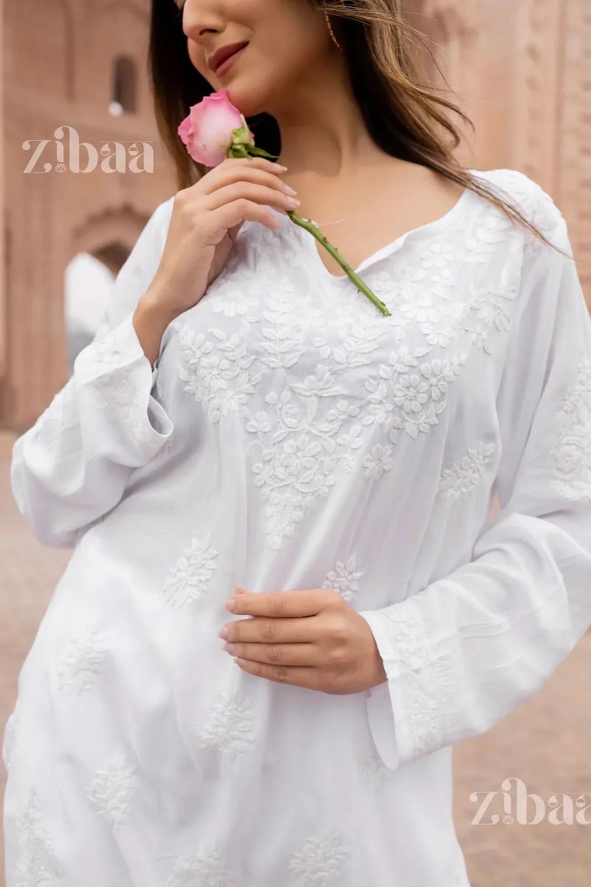 Aiyana Modal White Short Chikankari Kurti