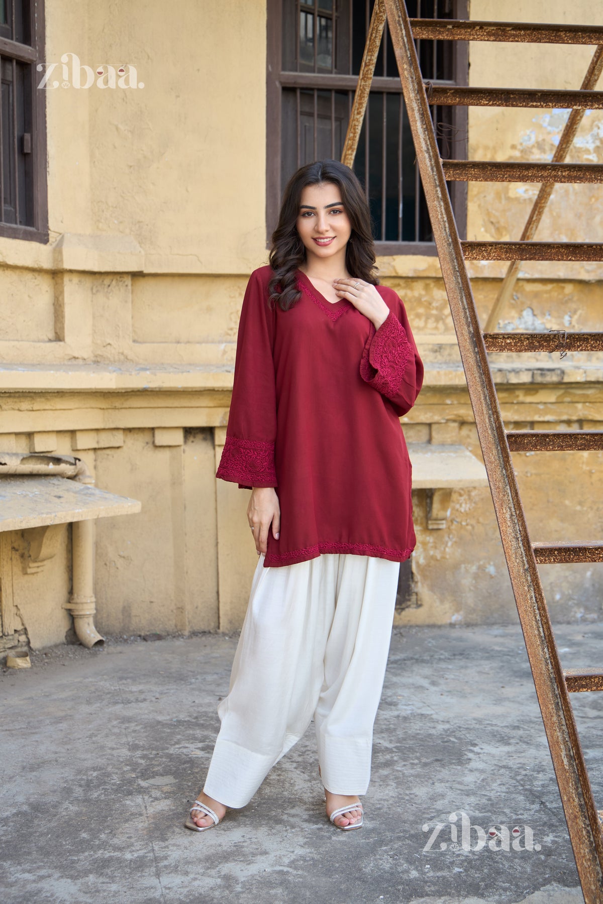 Nazm Mehroon Farshi Salwar Set