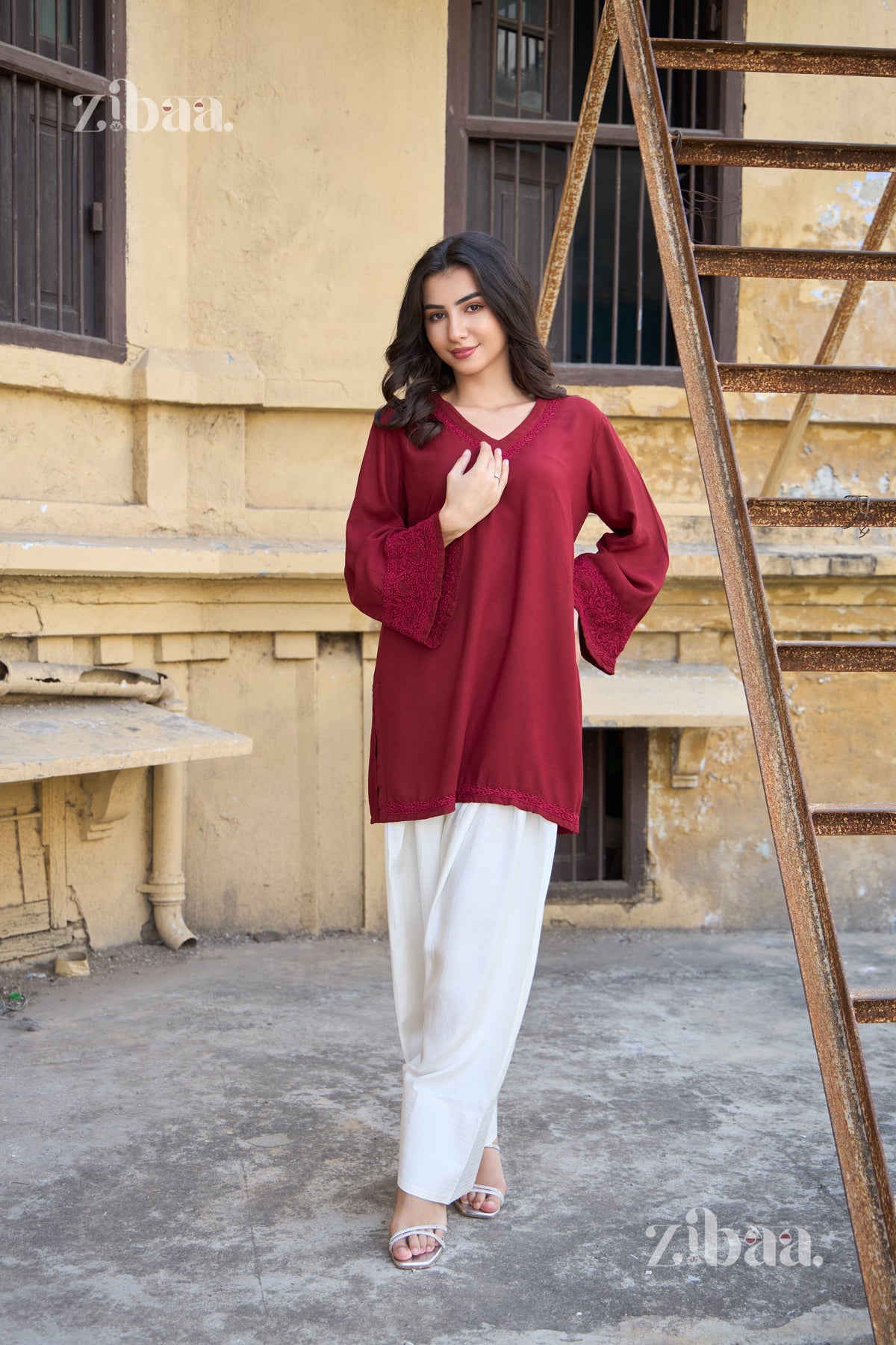 Nazm Mehroon Farshi Salwar Set