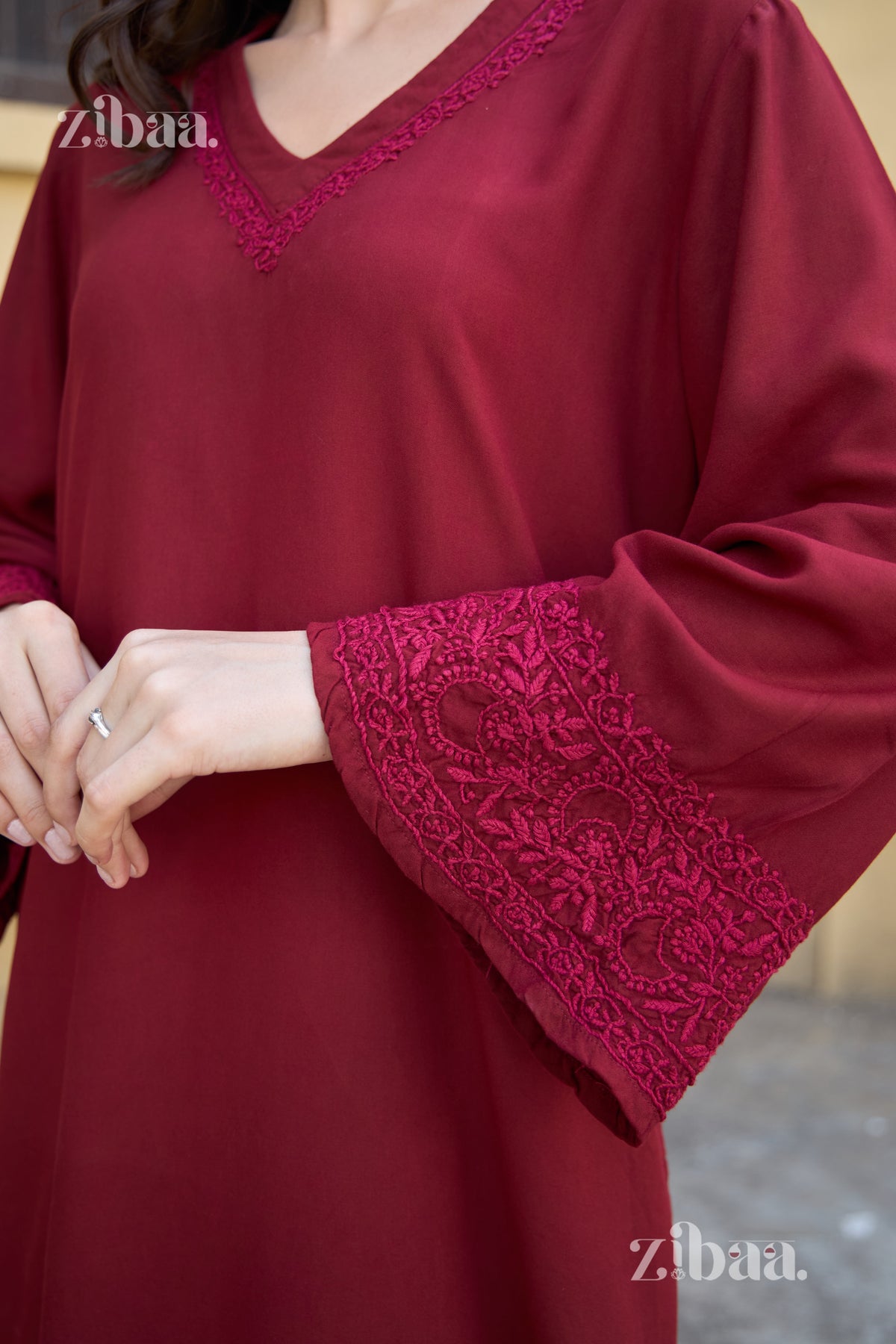 Nazm Mehroon Farshi Salwar Set