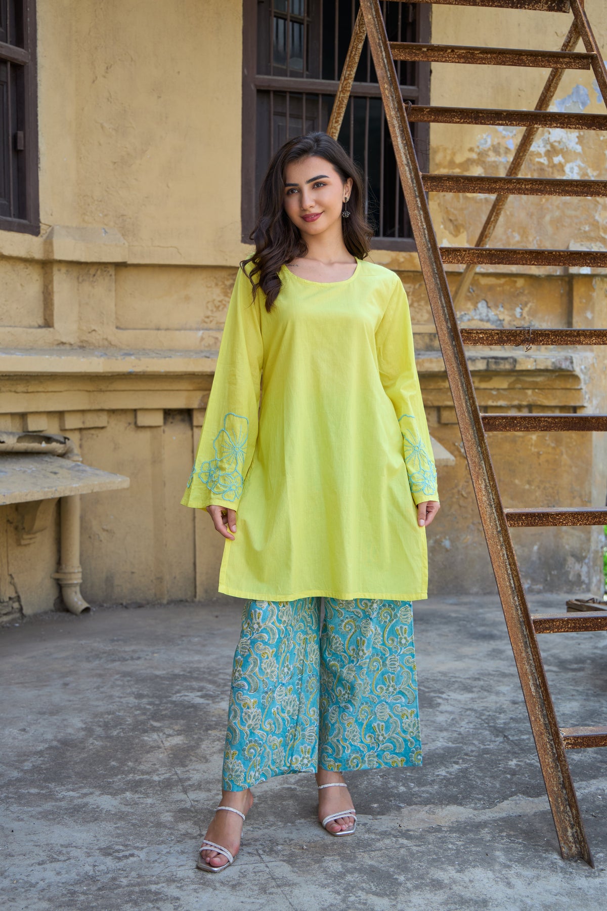 Saanjh Basanti Embroidered Kurta Set