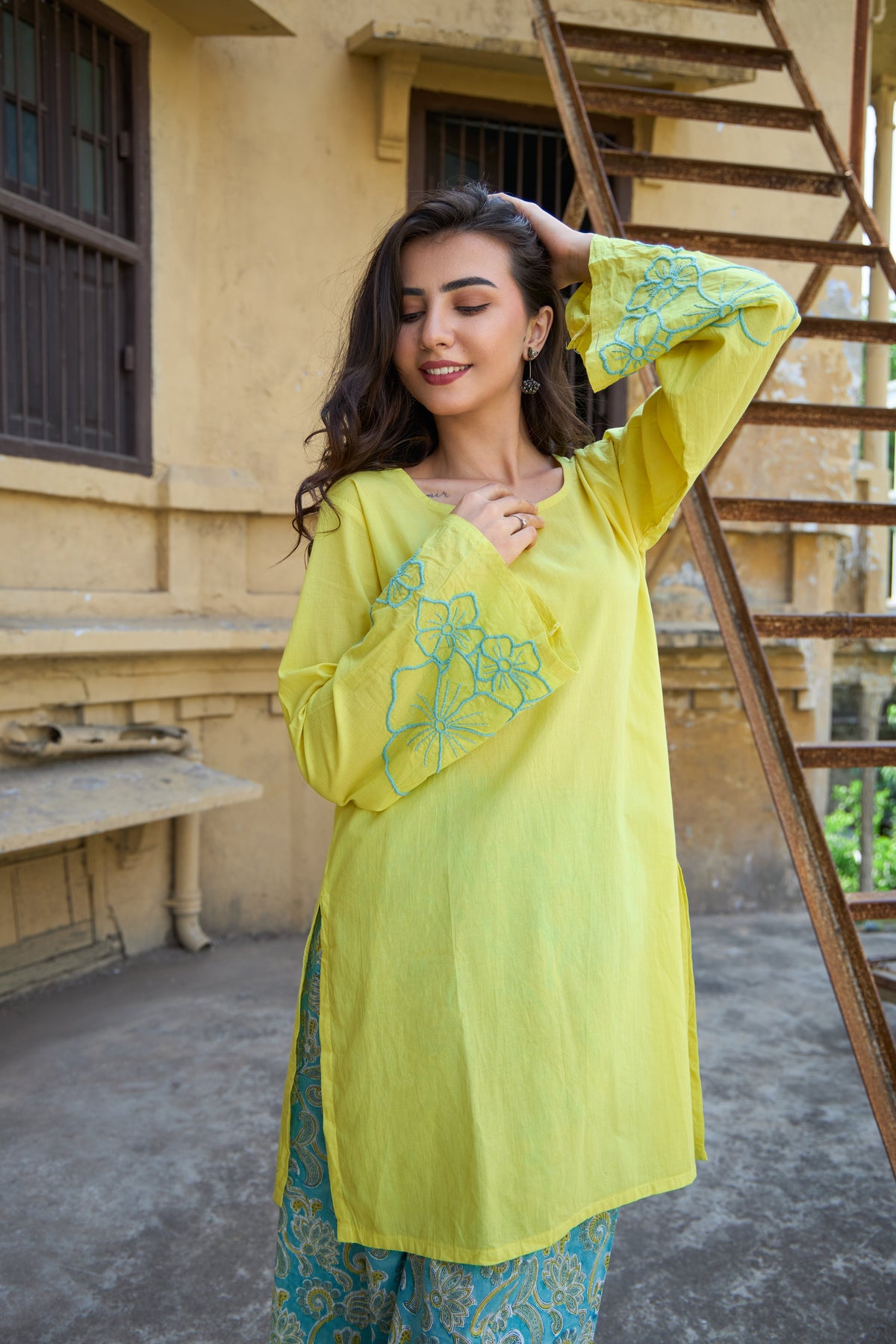 Saanjh Basanti Embroidered Kurta Set