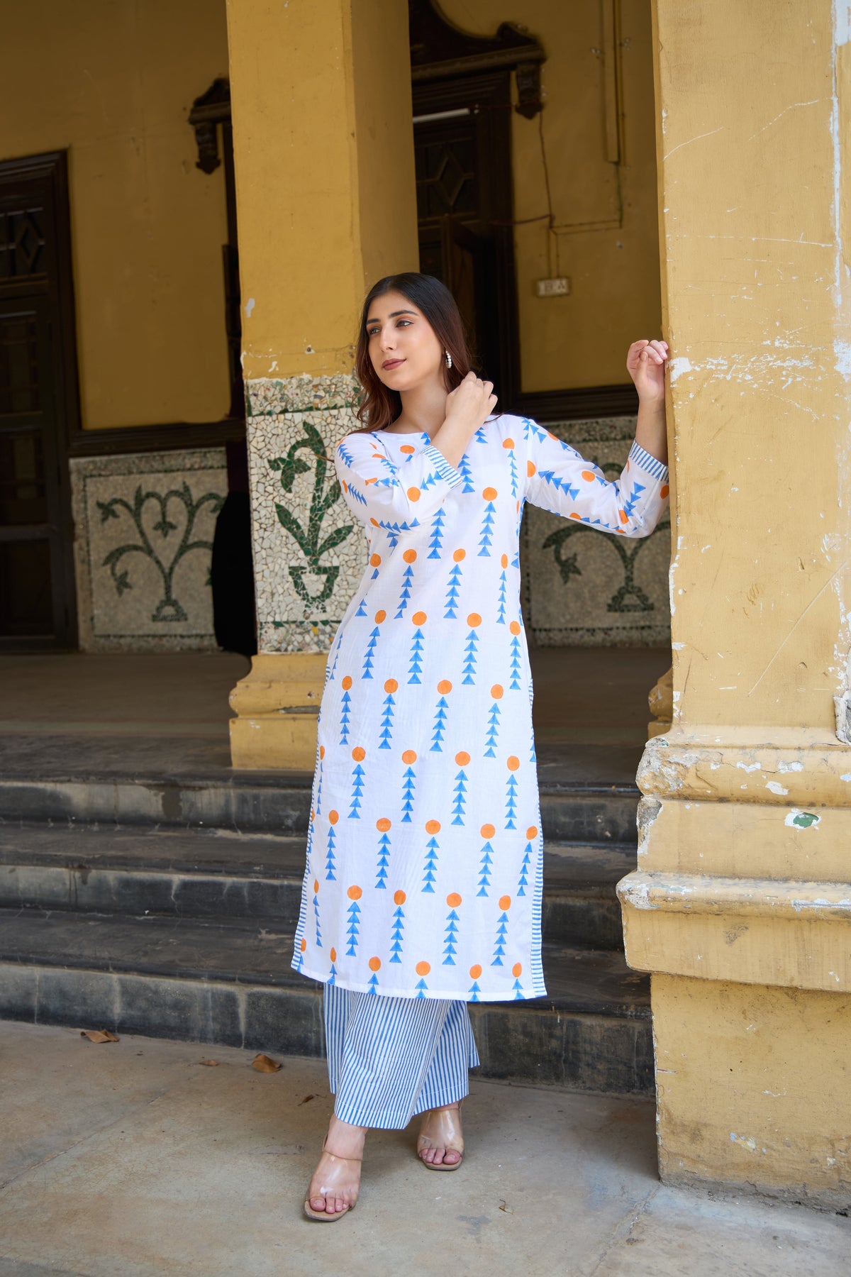Saanjh Cypress Motif Kurta Set