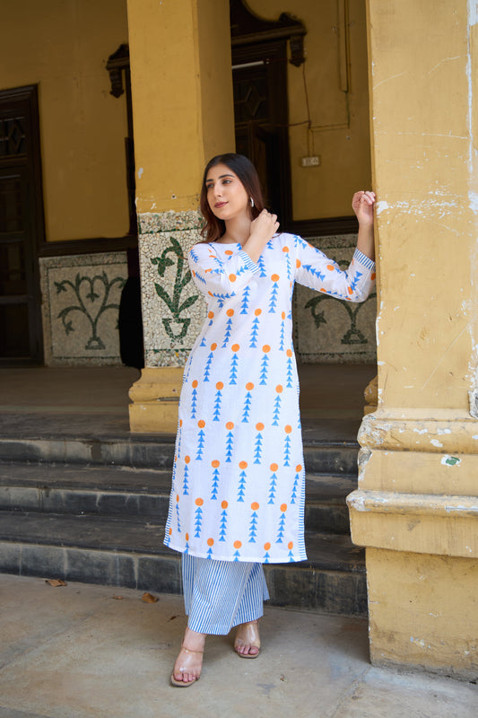 Saanjh Cypress Motif Kurta Set