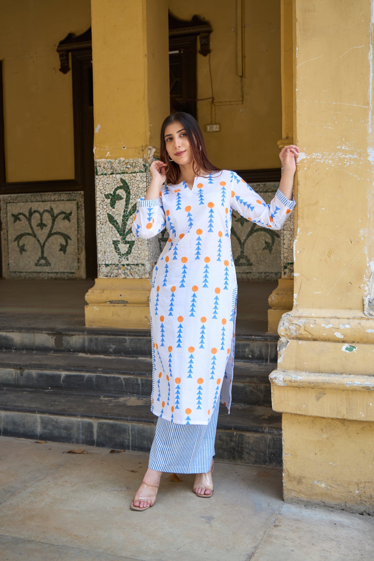 Saanjh Cypress Motif Kurta Set