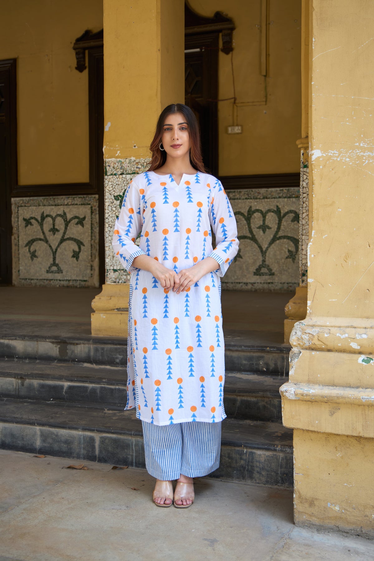 Saanjh Cypress Motif Kurta Set