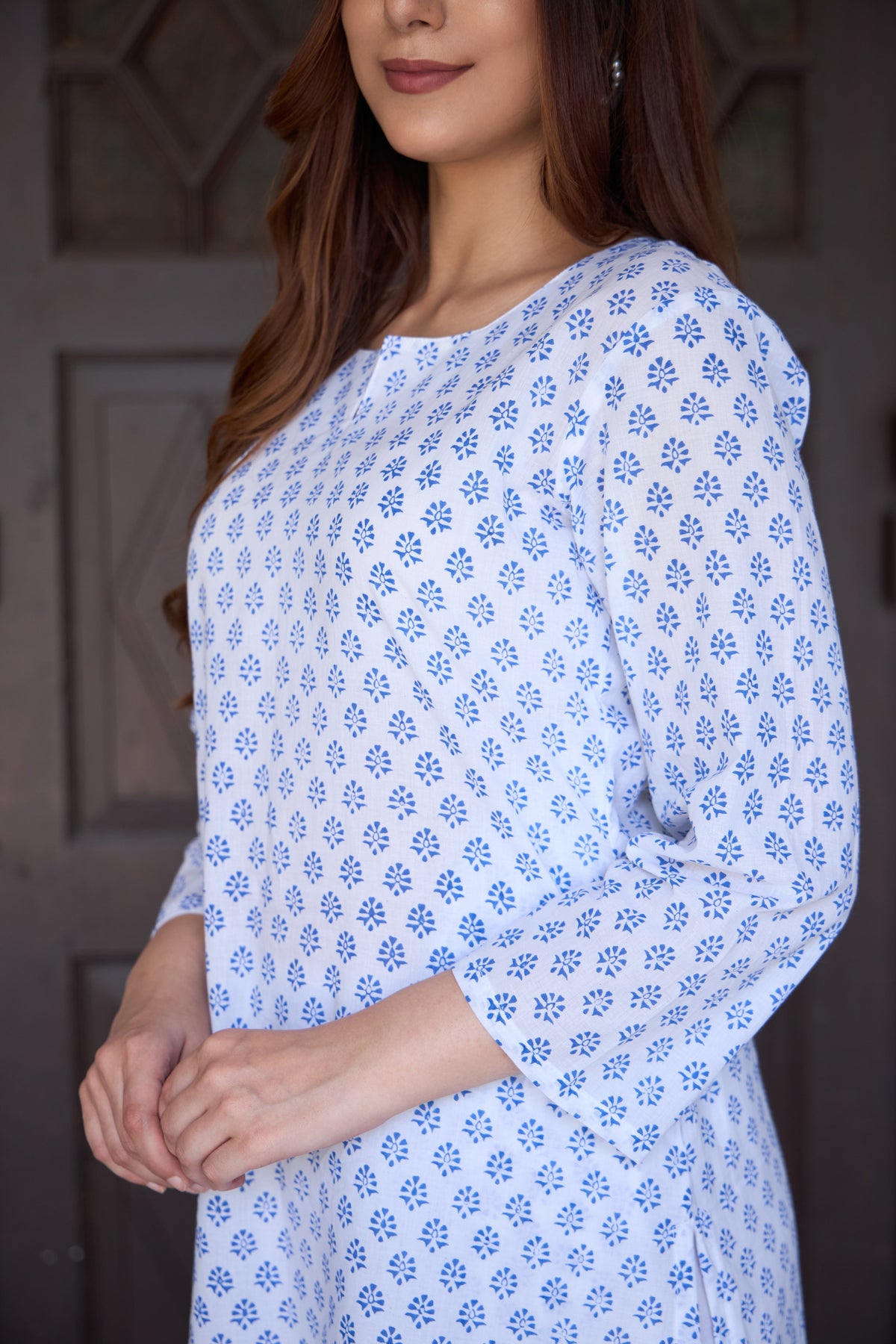 Saanjh Indigo Classic Buti Kurta