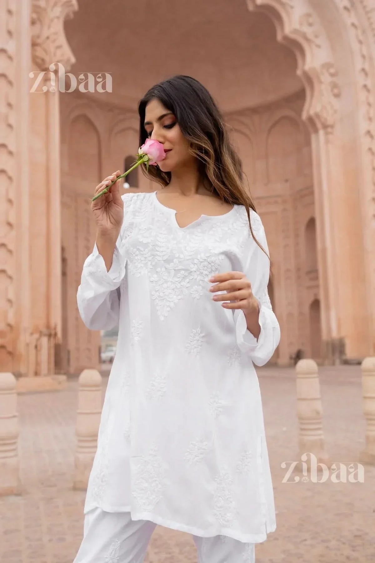 Aiyana Modal White Short Chikankari Kurti