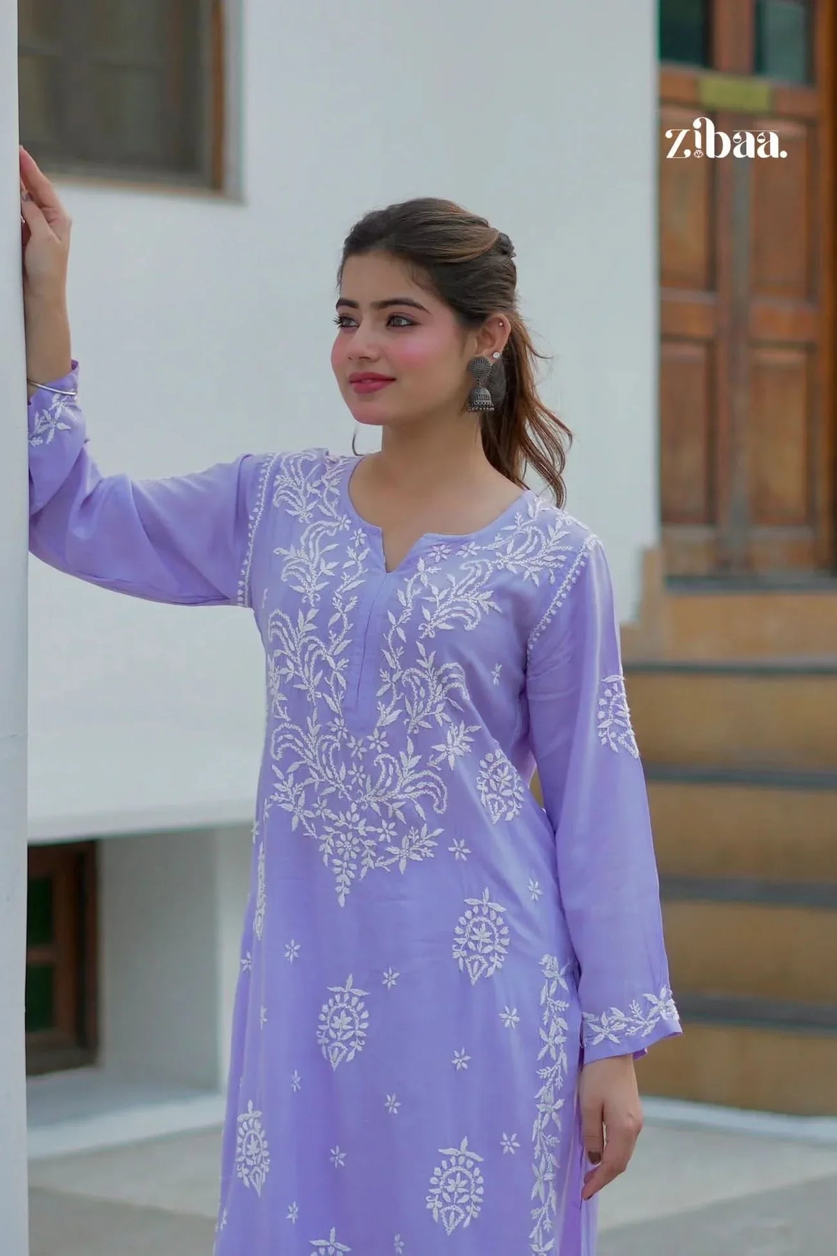 Aiyana Modal Lavender Chikankari Kurta
