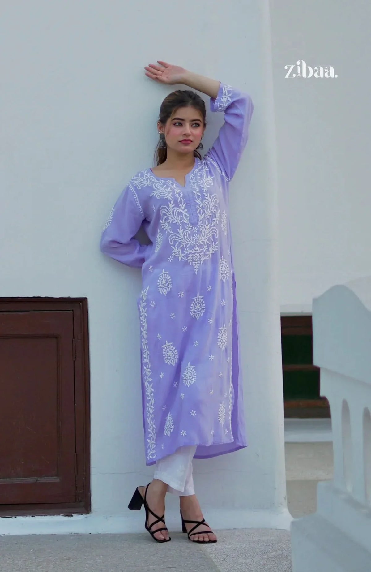 Aiyana Modal Lavender Chikankari Kurta