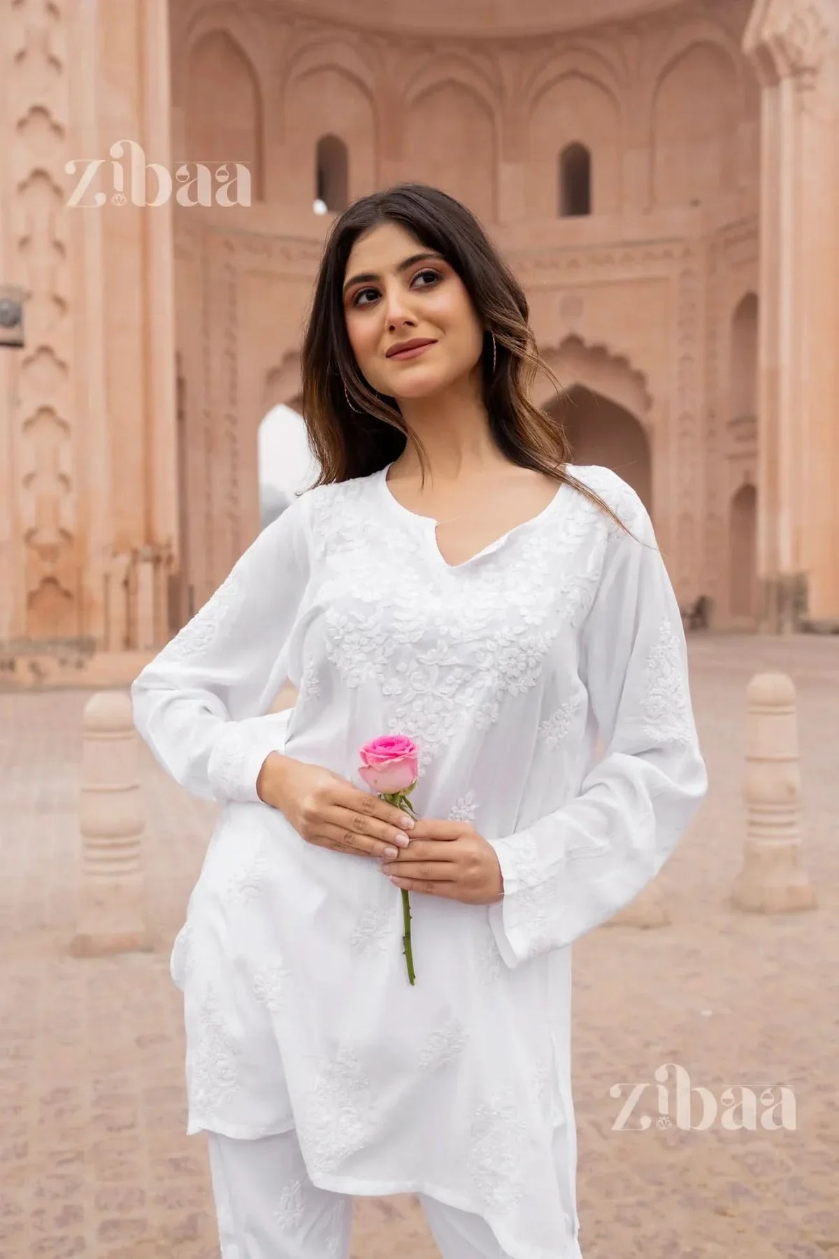 Aiyana Modal White Short Chikankari Kurti