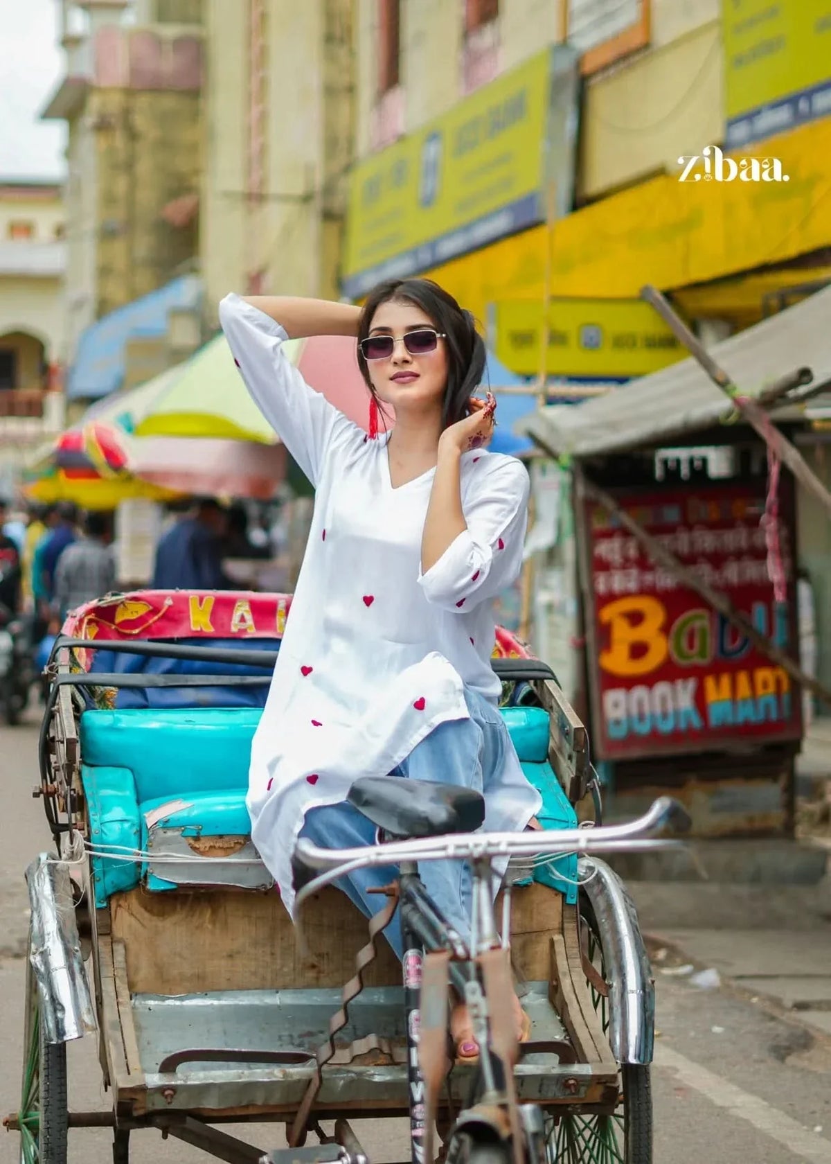 Hoor White & Red Modal Chikankari Kurta